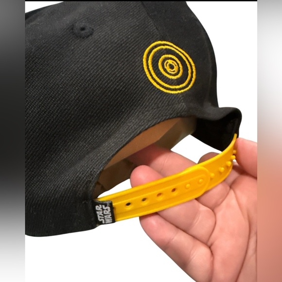 Funko Pop! C3PO Snapback Baseball Hat Star Wars Smugglers Bounty Exclusive - Picture 3 of 6